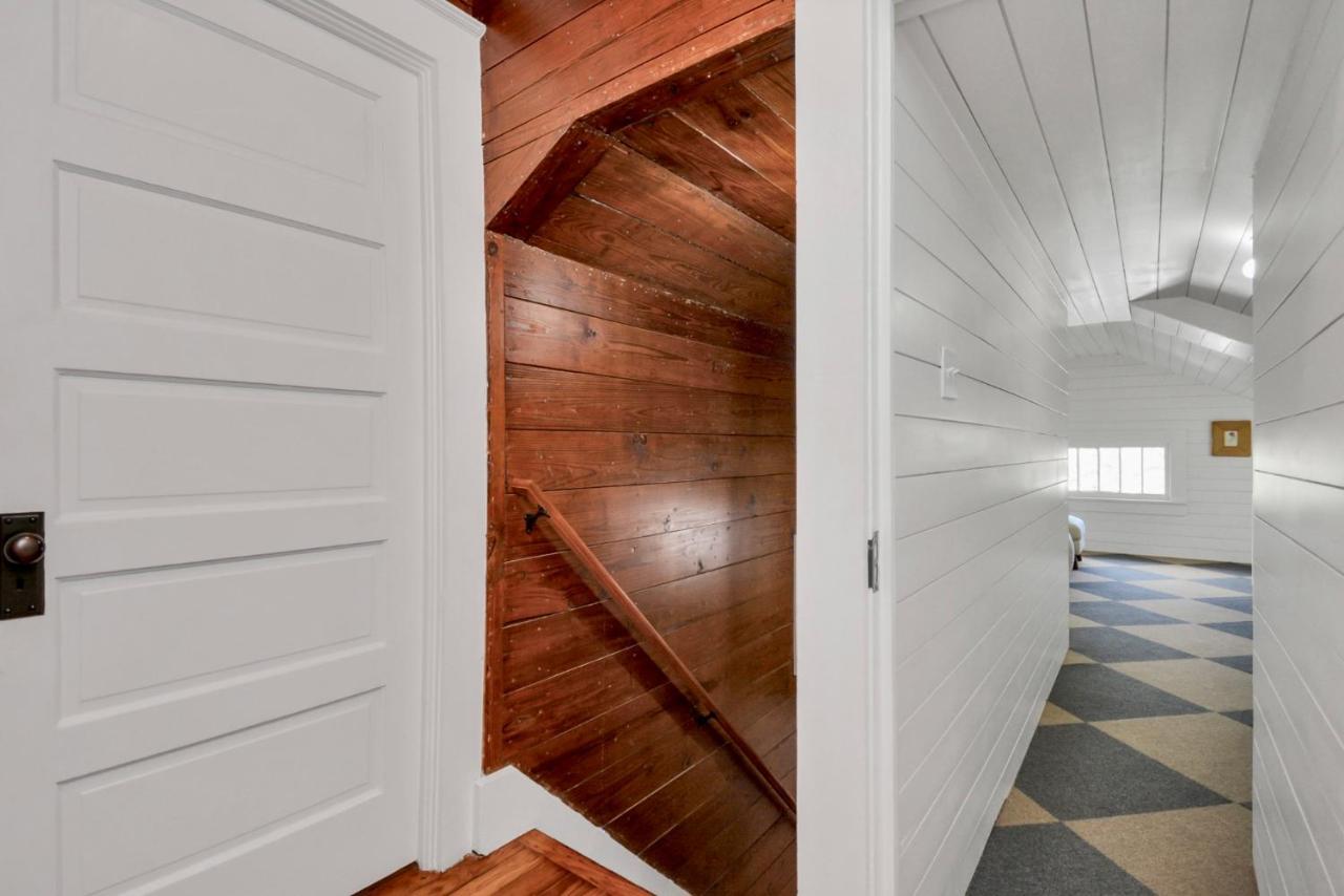 Coastal Craftsman- Walk To Beach & Pleasure Pier- As Seen On 'Restoring Galveston' 외부 사진