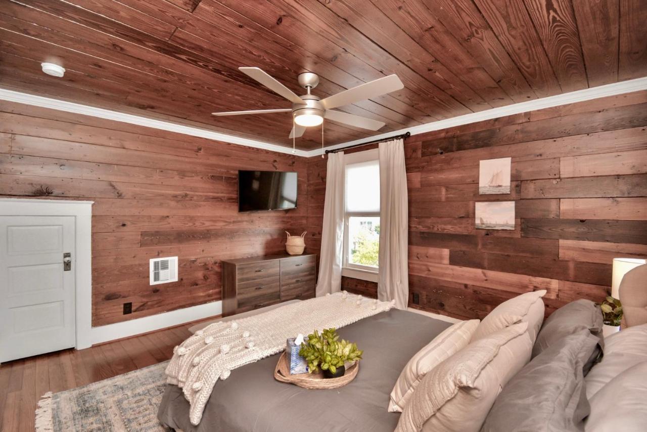 Coastal Craftsman- Walk To Beach & Pleasure Pier- As Seen On 'Restoring Galveston' 외부 사진